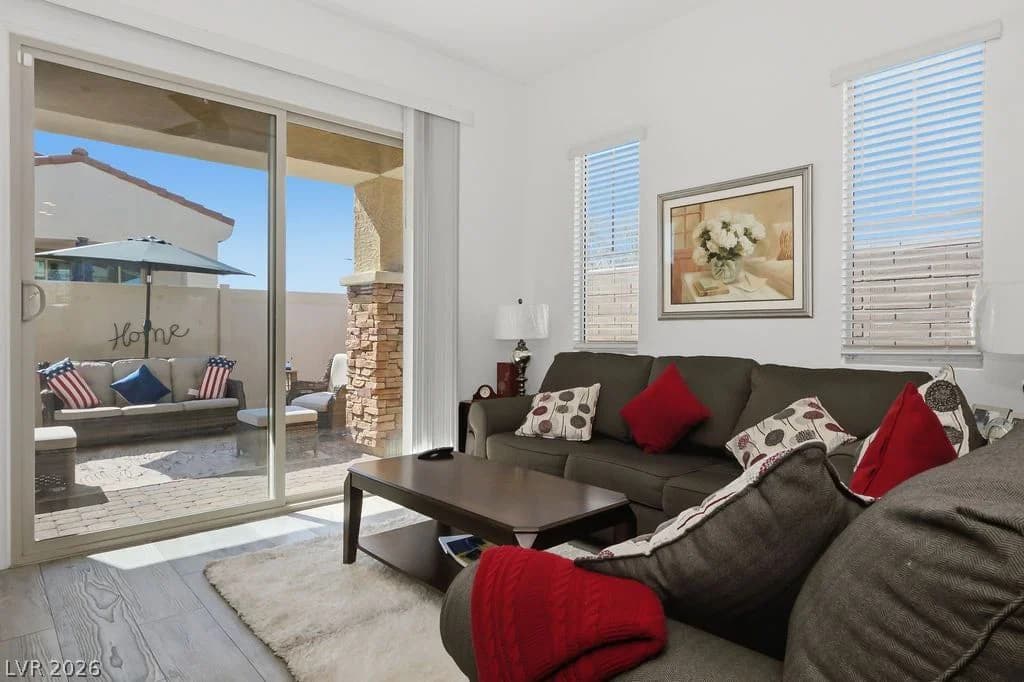 794 Charming Holly Street photo 4