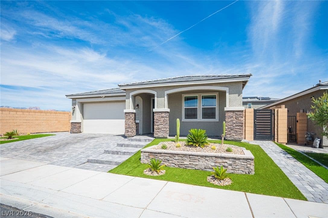 10184 Ocher Valley Avenue photo 3