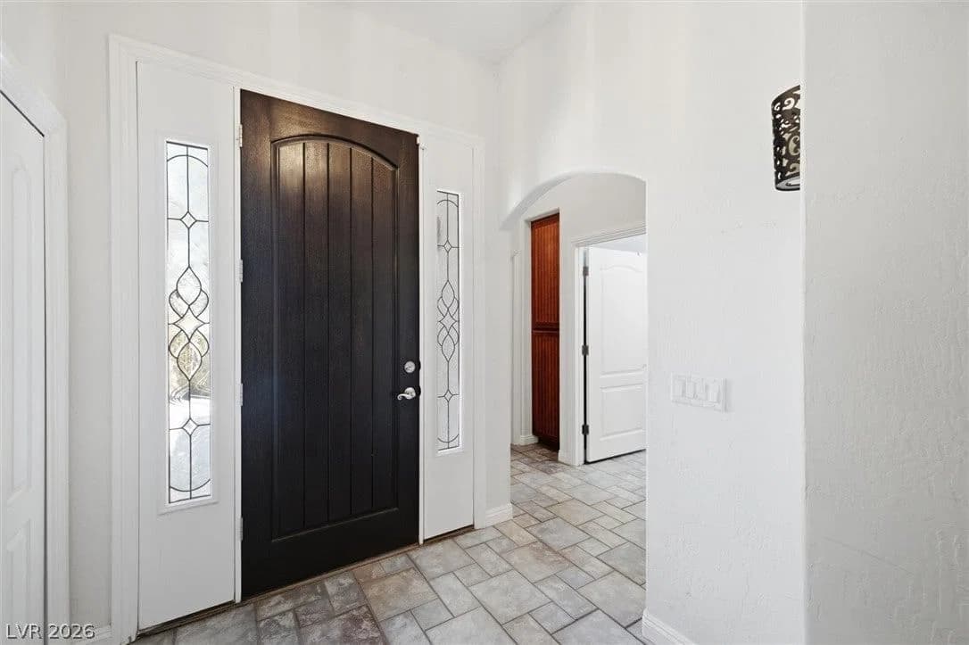 3890 Oakleaf Avenue photo 4