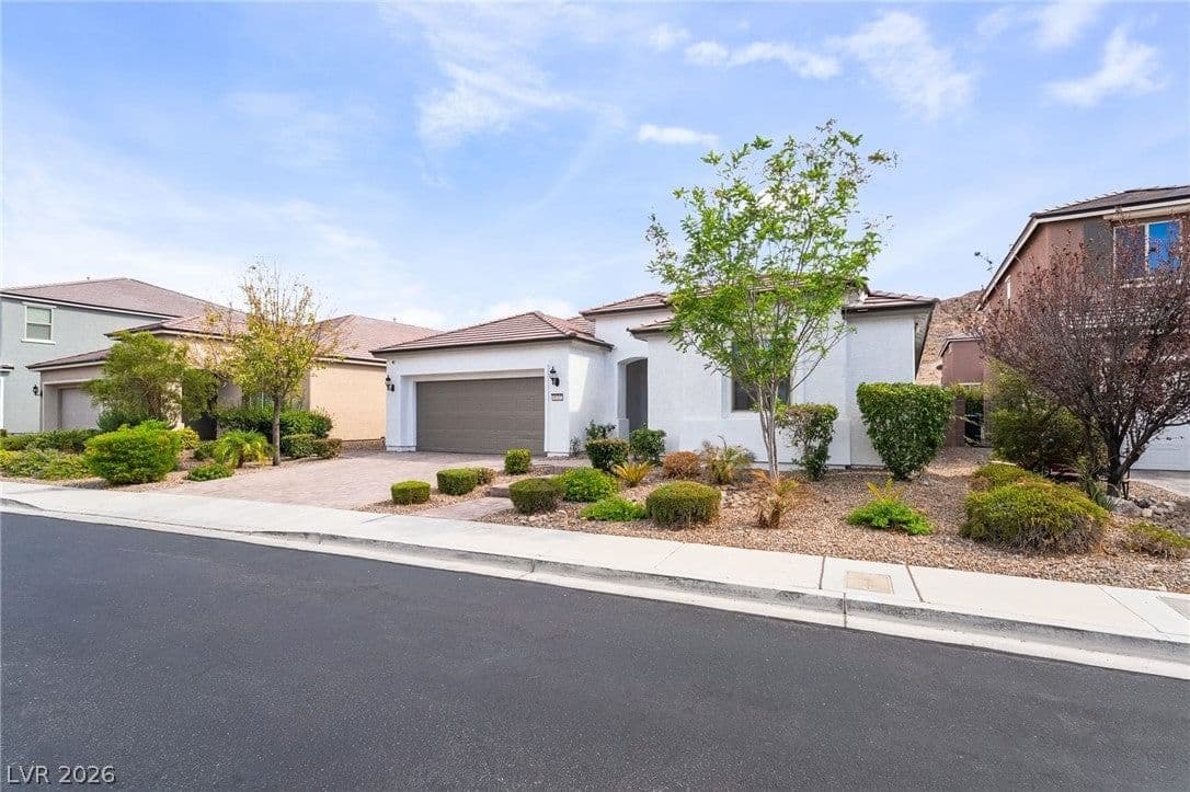 9537 Wild Valley Avenue photo 3