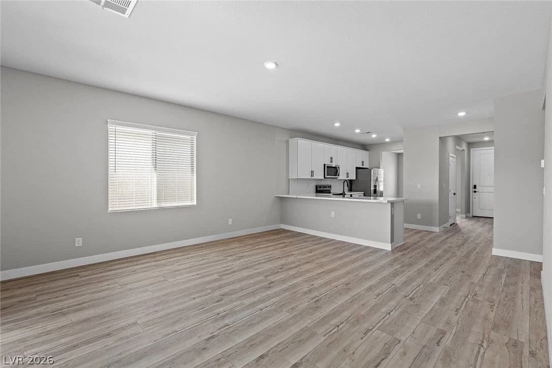3228 Lunar Crater Street photo 3