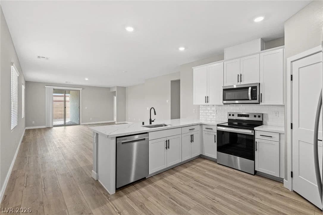 4516 Cave Lake Avenue photo 4