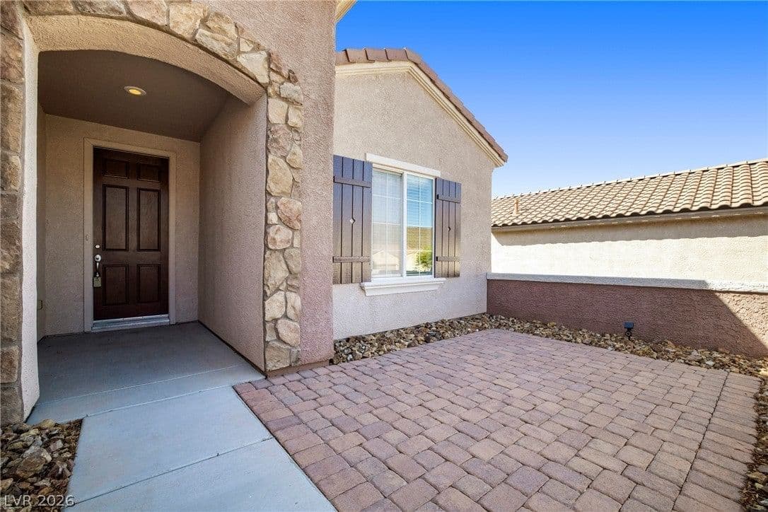 2247 Shadow Canyon Drive photo 4