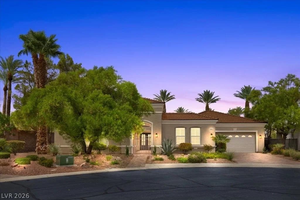 4507 Denaro Drive photo 2