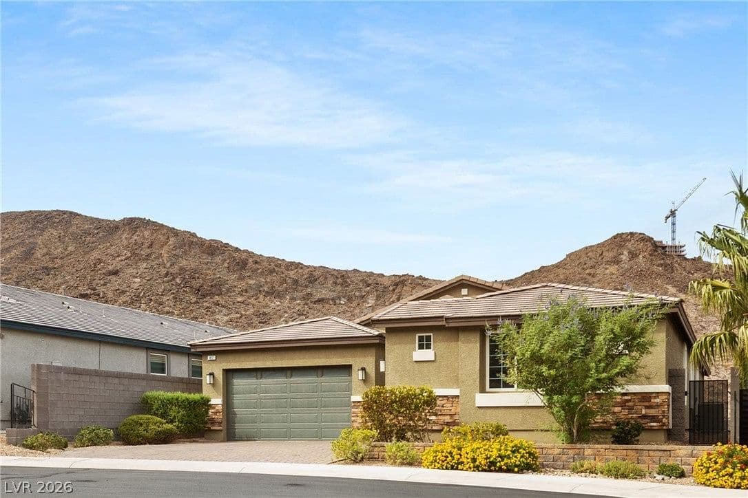 417 Oakey Crest Ridge Street photo 3