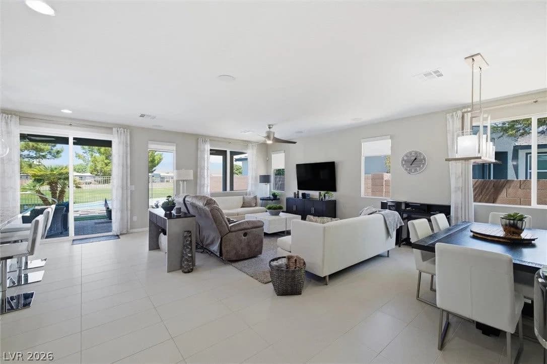 4884 Cactus Canyon Drive photo 4