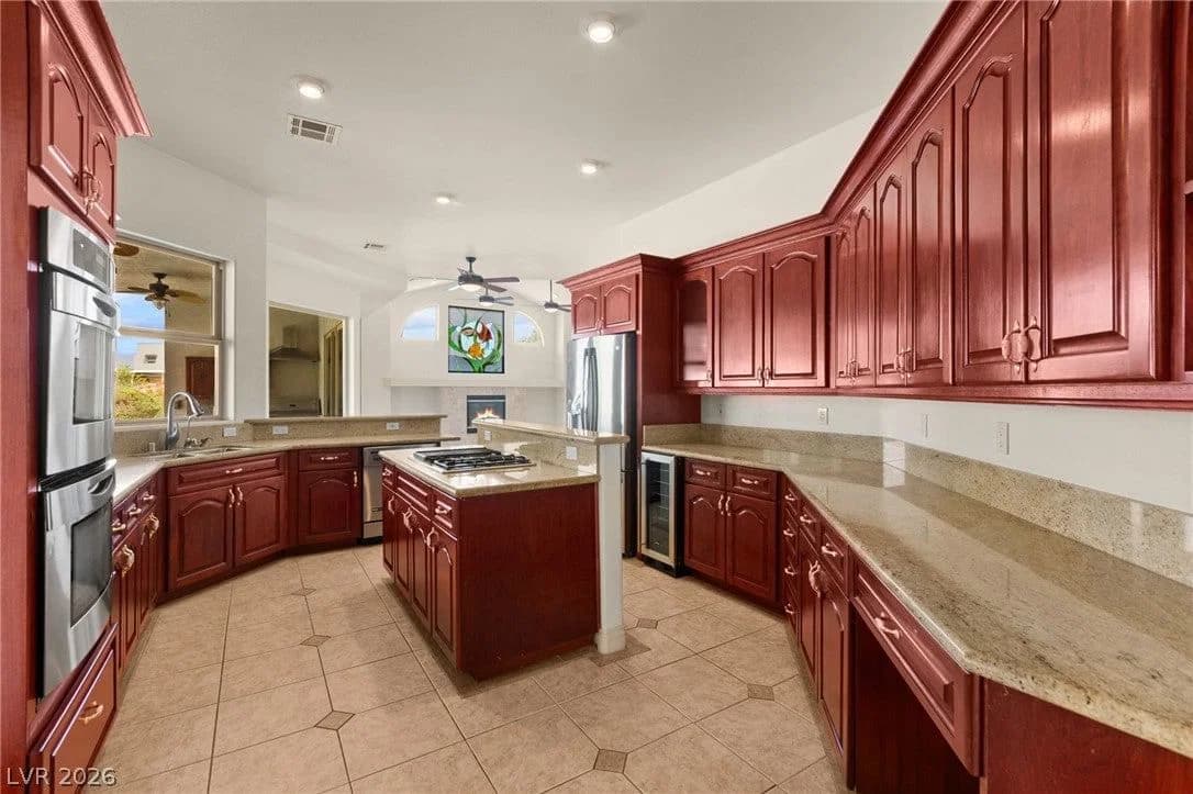 8870 Fisher Avenue photo 4