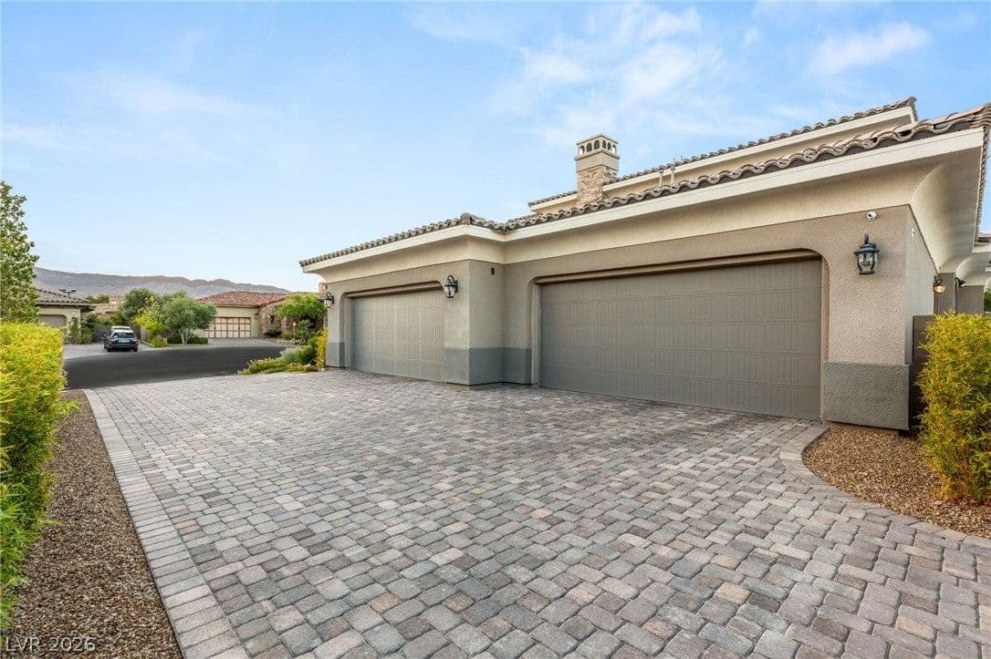 6294 Magnifico Circle photo 3