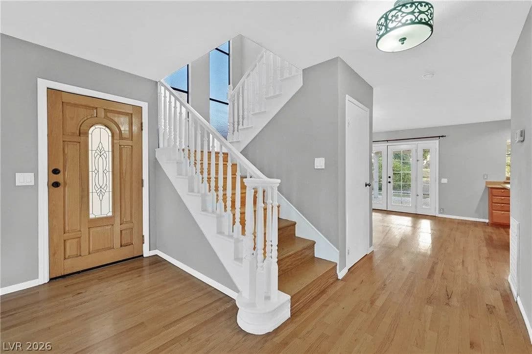 3031 Bel Air Drive photo 4