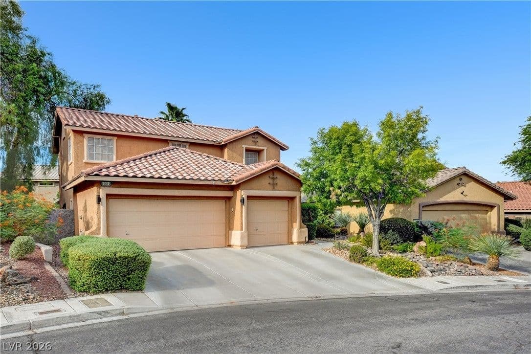 10612 Royal Willow Place photo 3