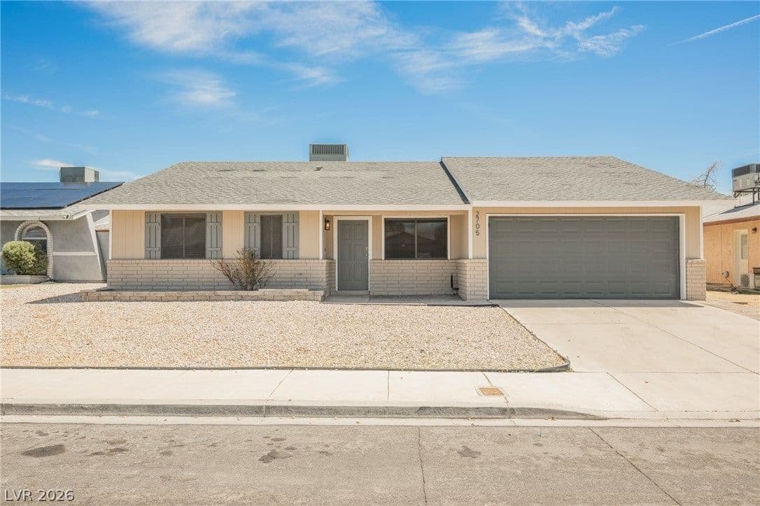 2705 Valparaiso Street