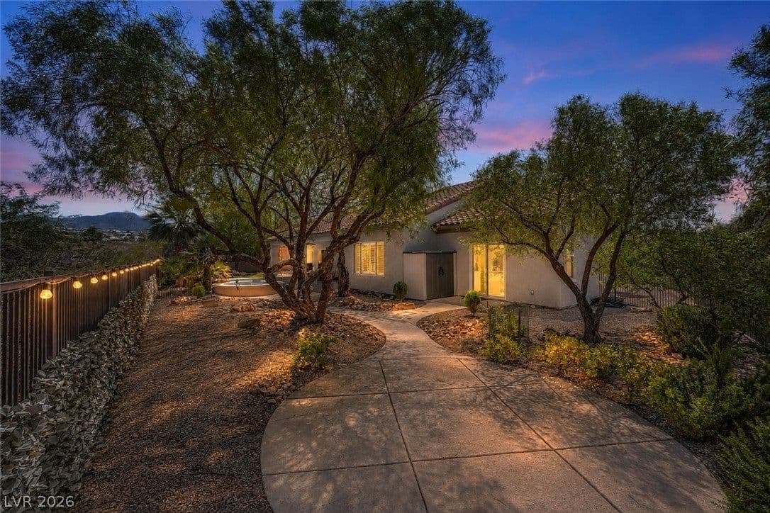 2992 Foxtail Creek Avenue photo 4