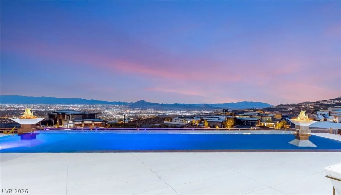 4 Chisel Crest Court photo 4