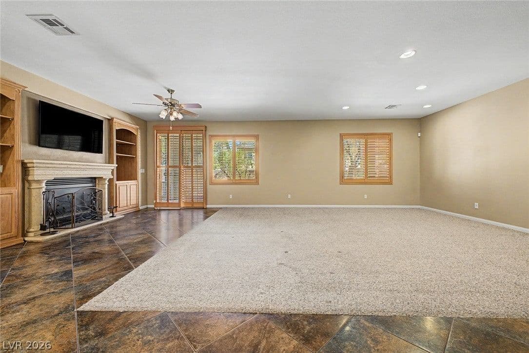 4104 Lancaster Falls Avenue photo 3