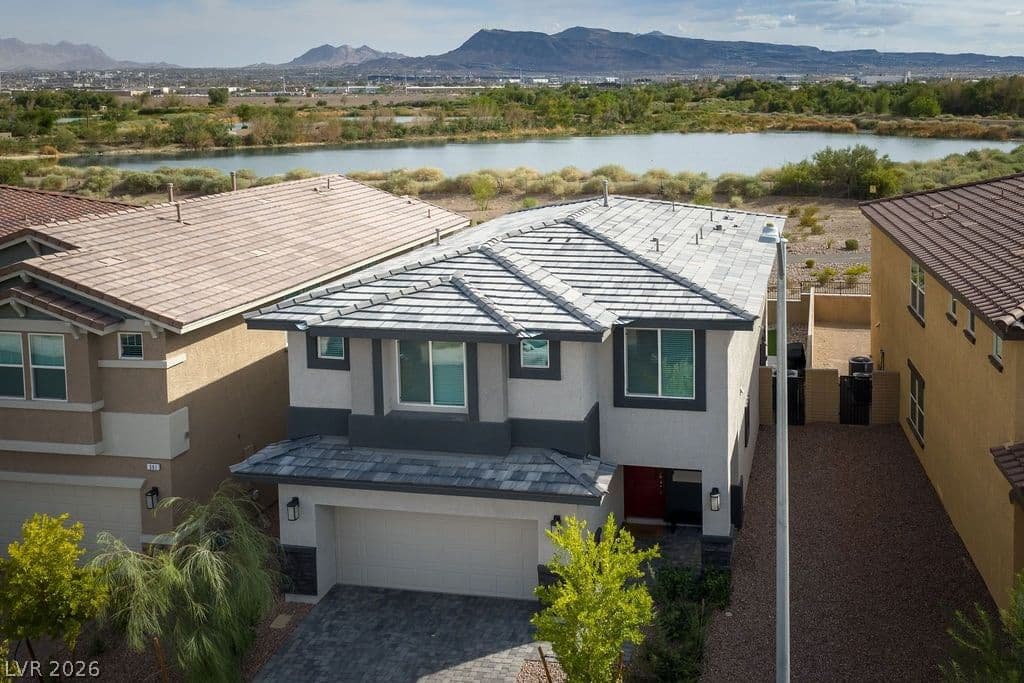 383 Winter Dove Avenue photo 3