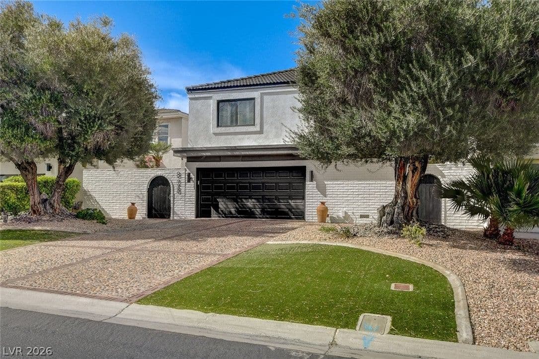 828 Vegas Valley Drive photo 2