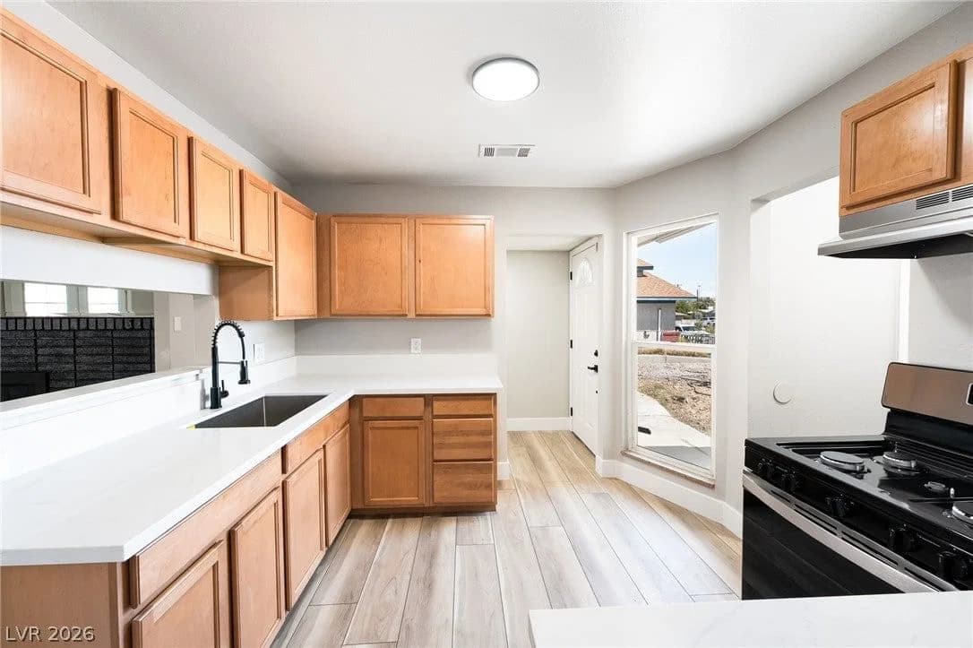 6504 Dinning Avenue photo 4