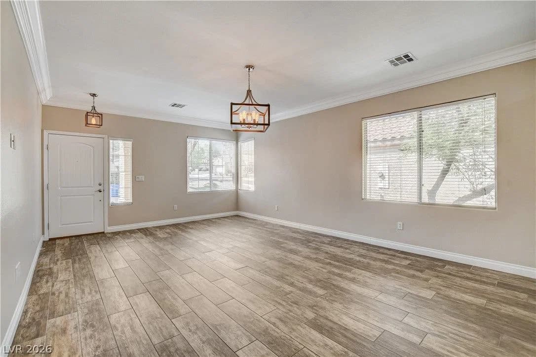 1720 Timber Cove Court photo 4
