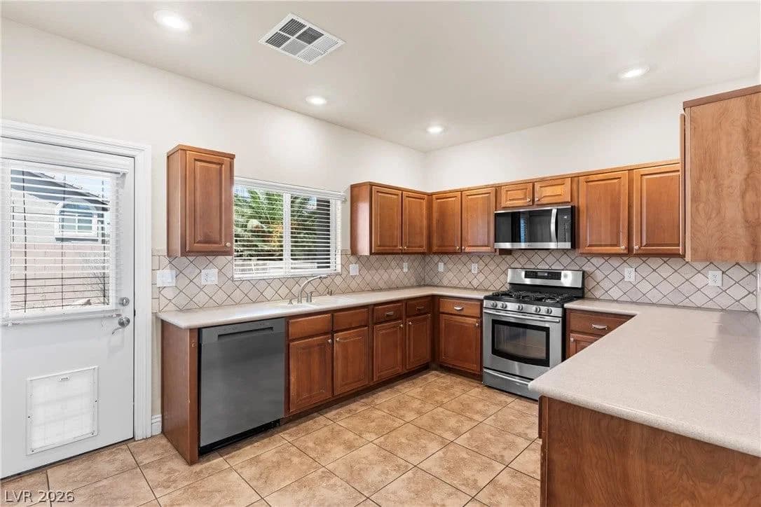 1348 Cedar Berry Court photo 5