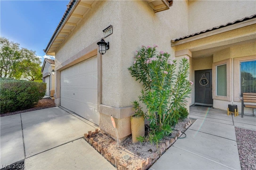 1116 Oceanwood Avenue photo 4