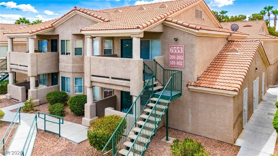 6553 McRae Avenue photo 3