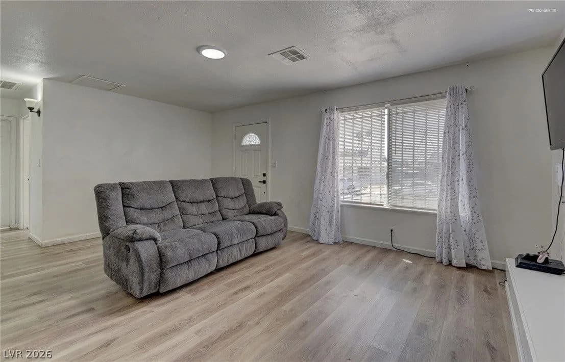 6500 Hill View Avenue photo 4