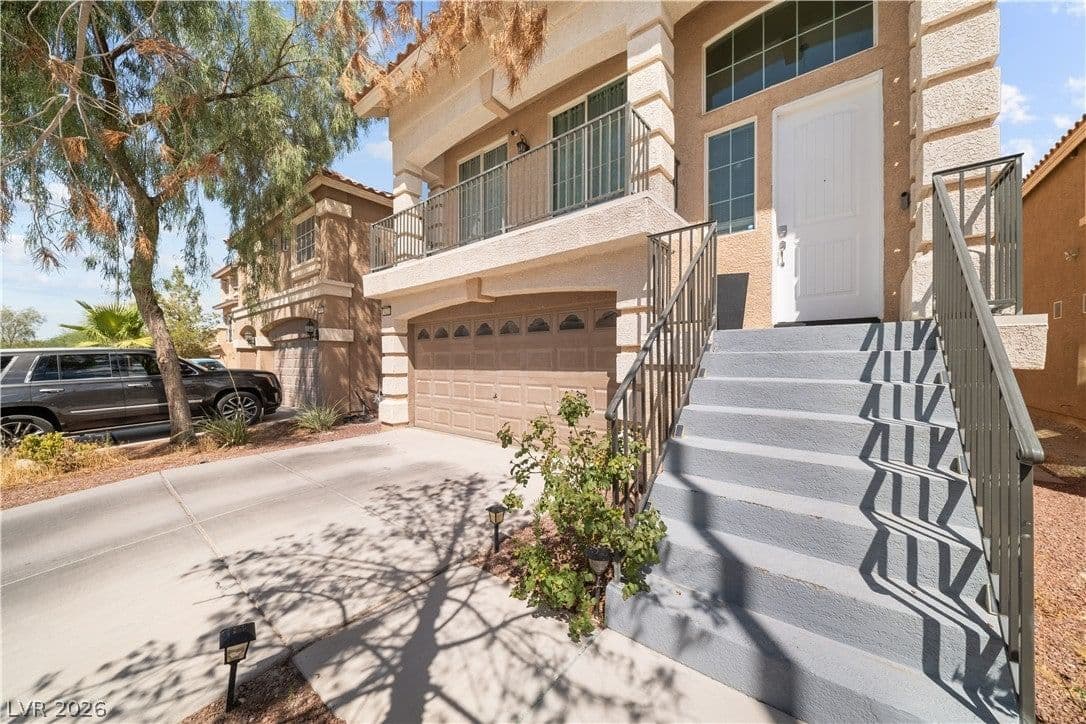 9420 Logan Ridge Court photo 2