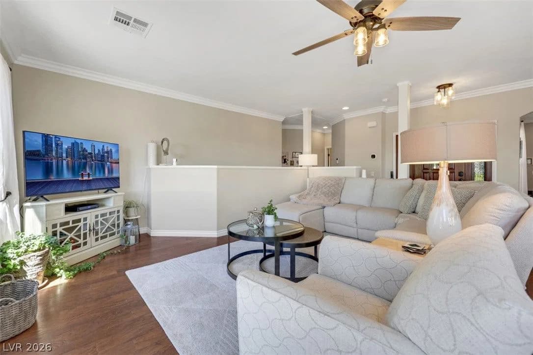545 Opal Court photo 5