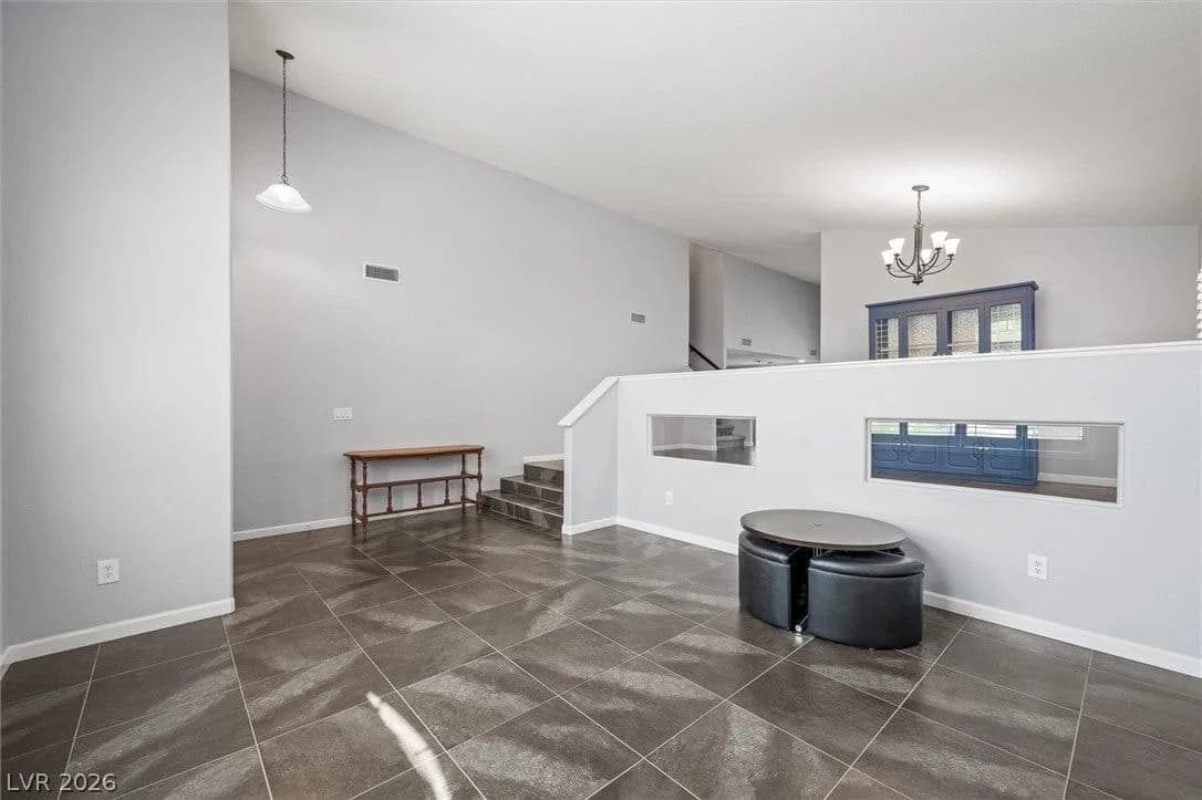 1584 Bozeman Drive photo 4