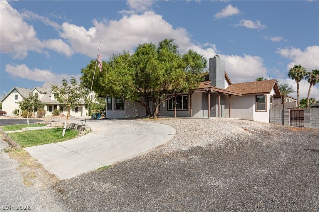 7295 Torrey Pines Drive photo 3