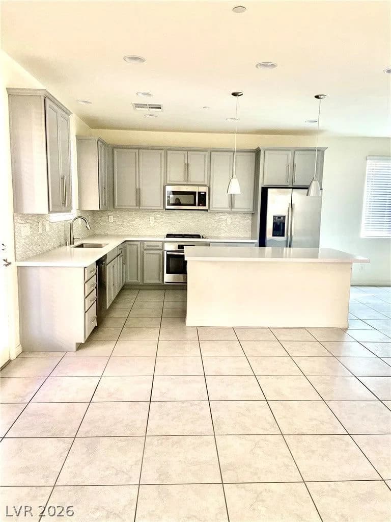 348 Mezzaforte Street photo 3