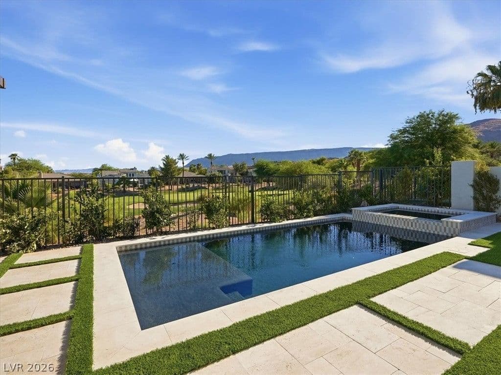 3074 Soft Horizon Way photo 2
