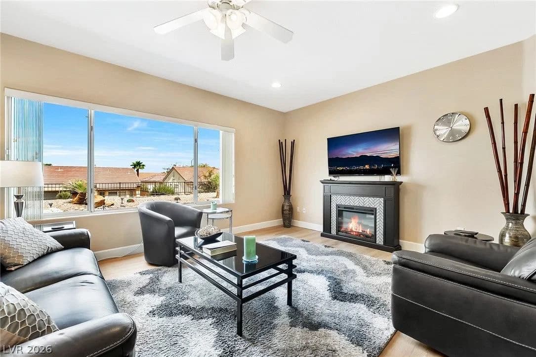 2570 Terrytown Avenue photo 3
