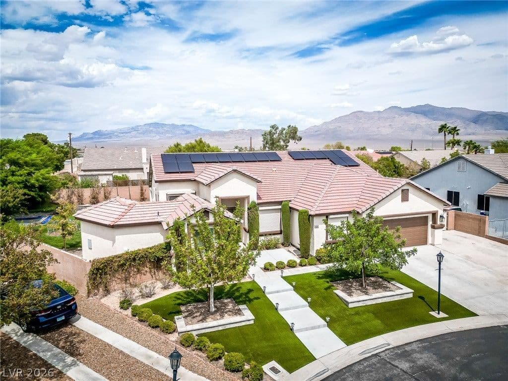8512 Stardance Avenue photo 5