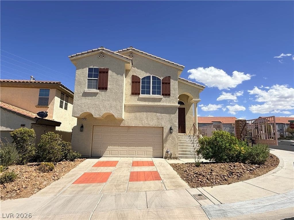 2476 Autumn Chase Lane photo 2