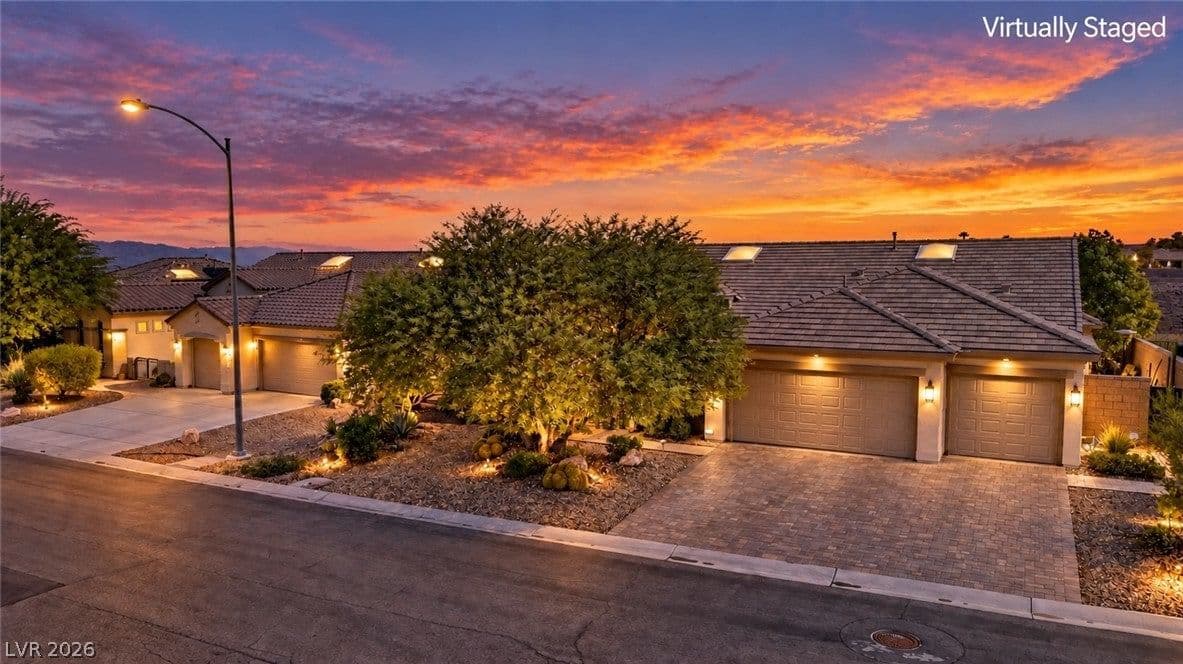 2856 Forest Grove Drive photo 4