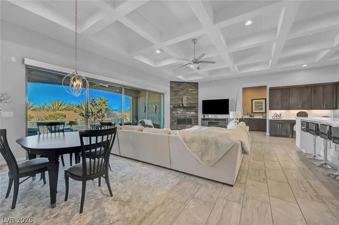 6200 Carol Butte Court photo 5
