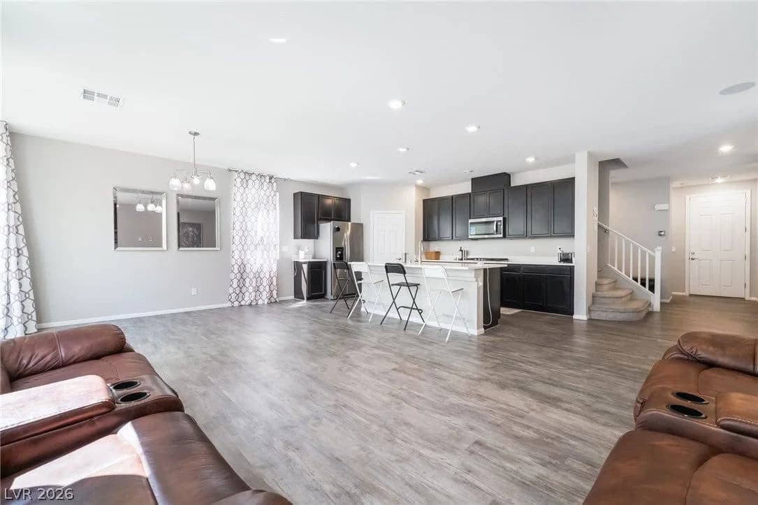5546 Lushan Street photo 4