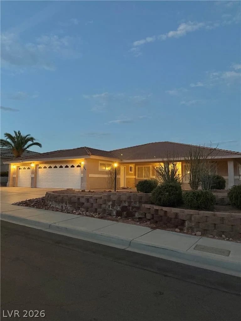 908 Rhyolite Terrace photo 2