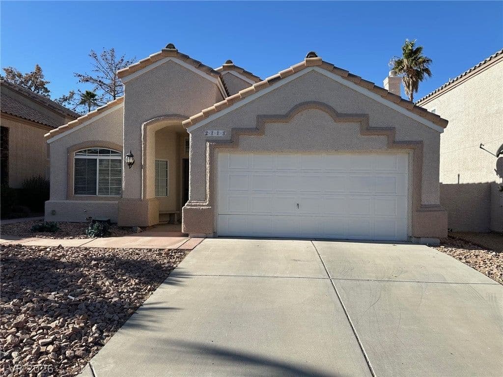 2113 Feather Bush Street photo 2
