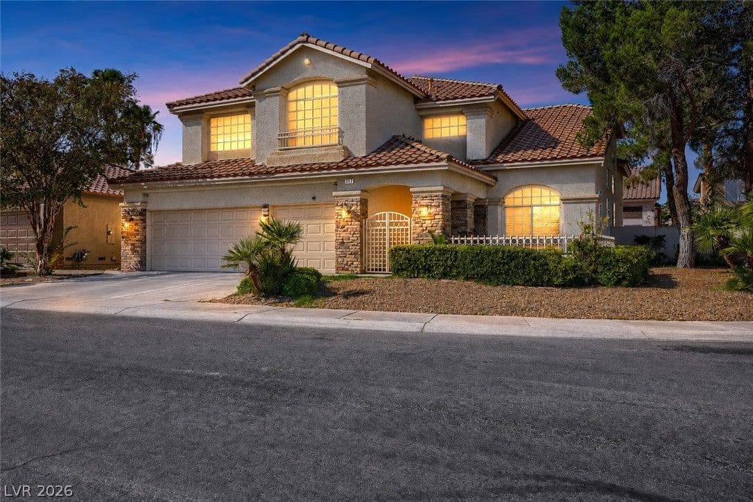 1717 Double Arrow Place photo 4