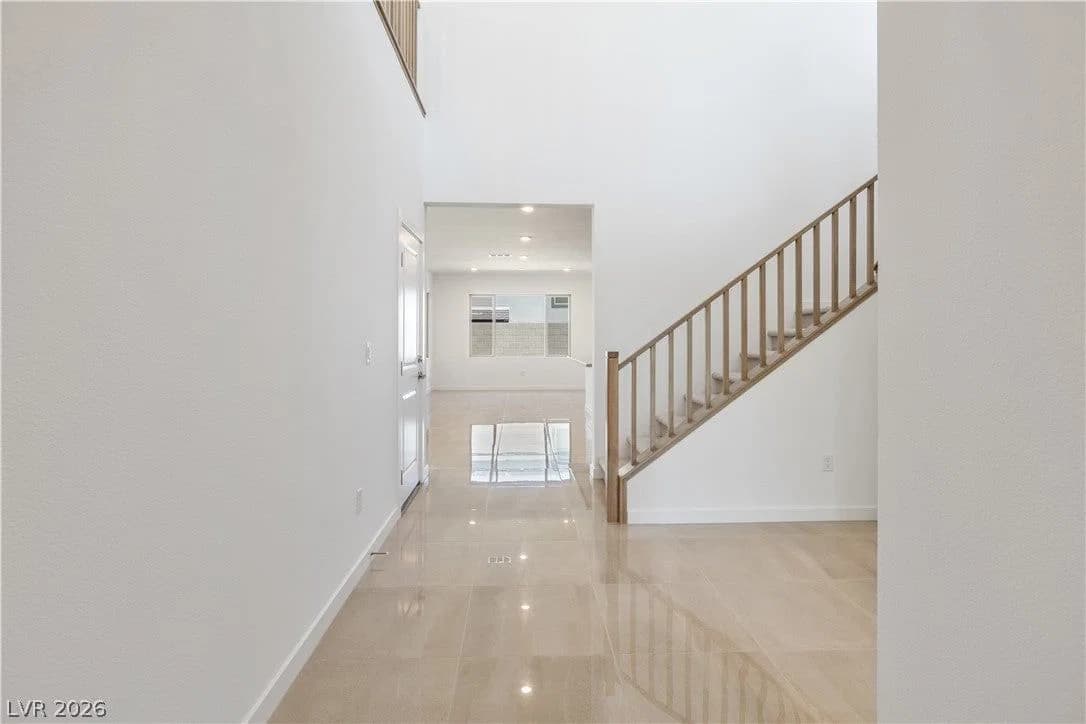 10456 Mountain Aster Avenue photo 3