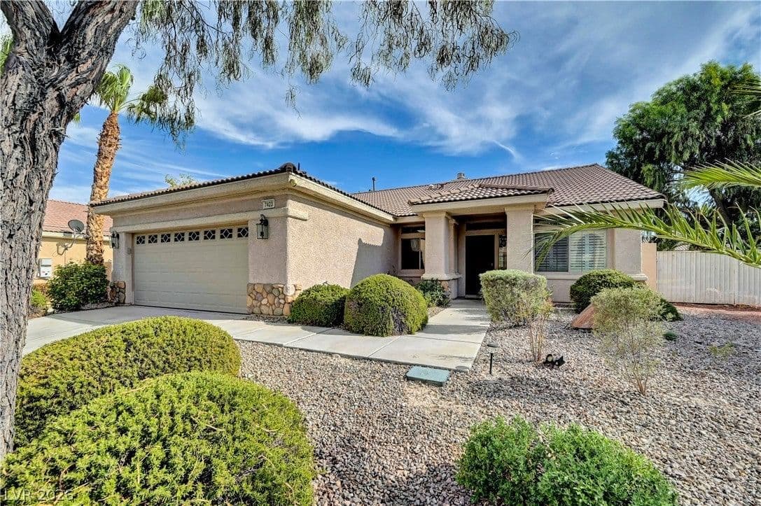 7423 Page Ranch Court photo 2
