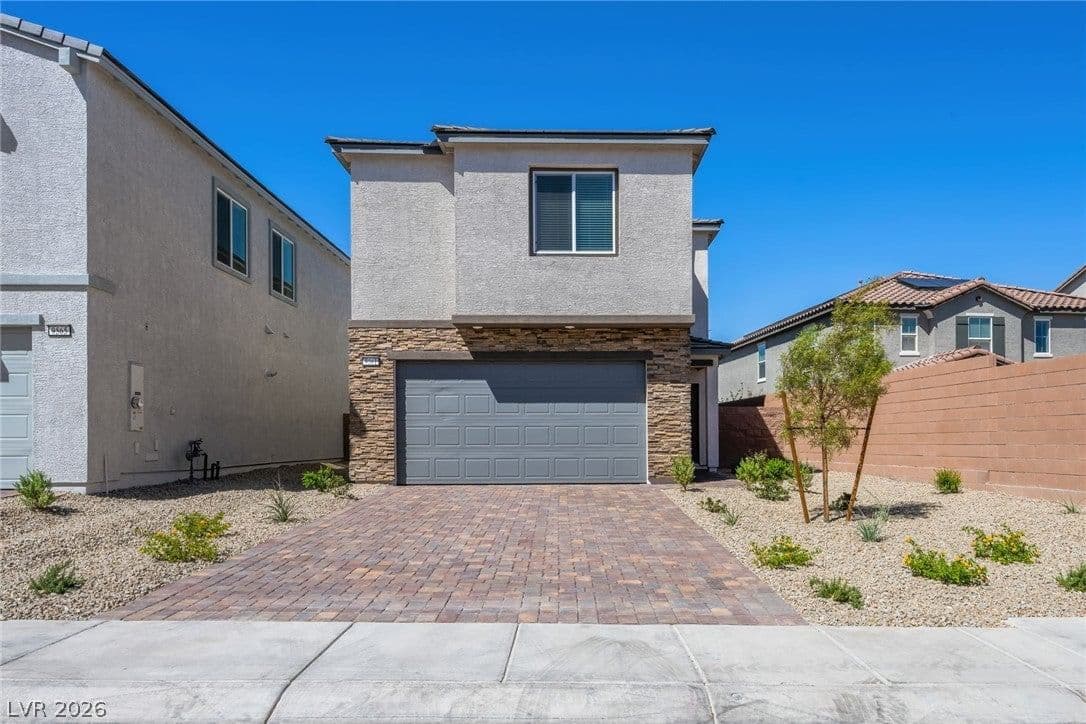 9561 Sagebrush Grove Street