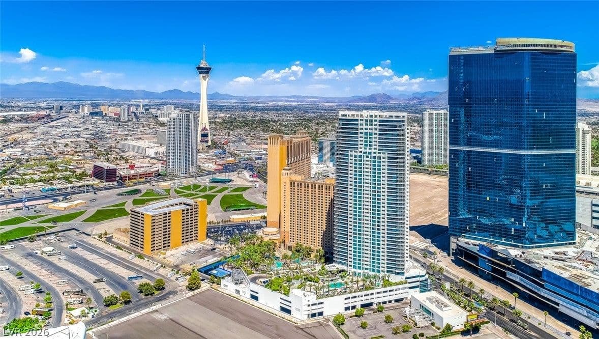 2700 Las Vegas Boulevard photo 2