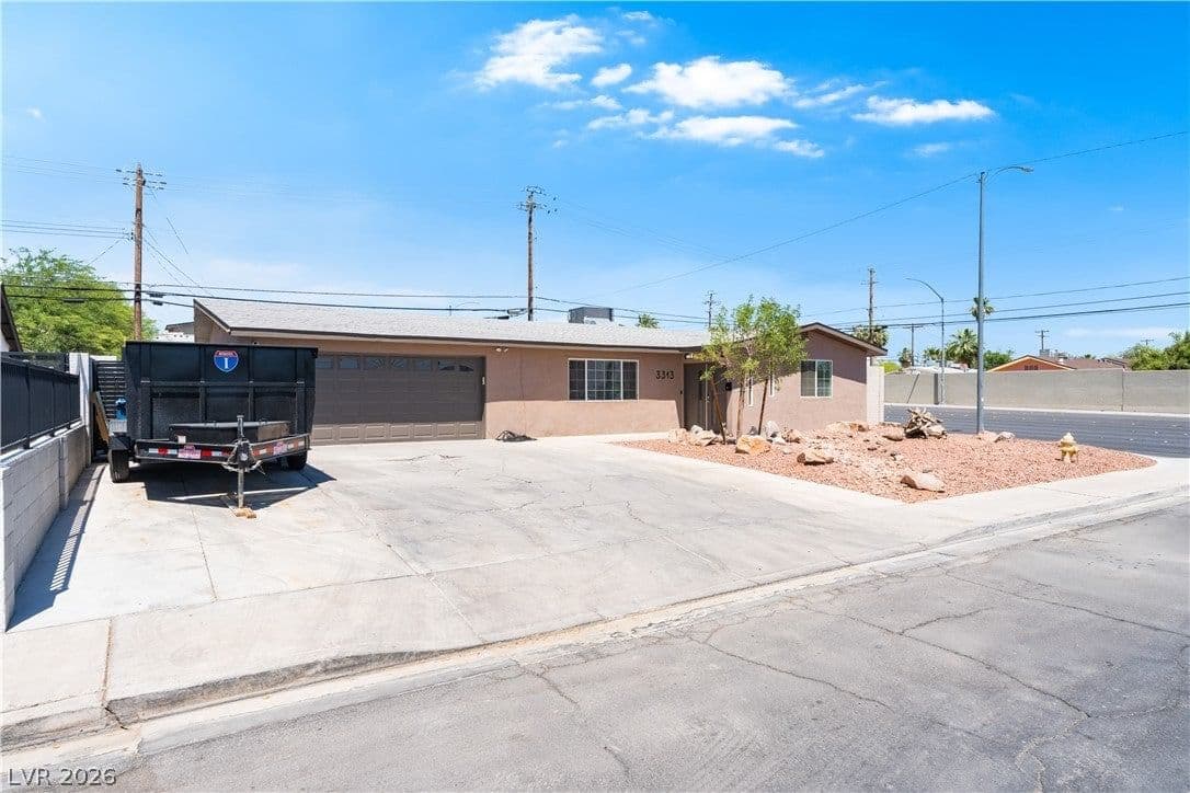 3313 El Camino Real photo 4
