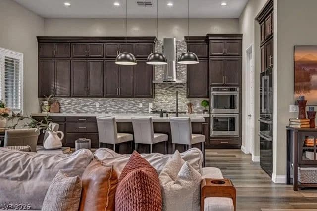 12390 Tudor Arch Drive photo 3