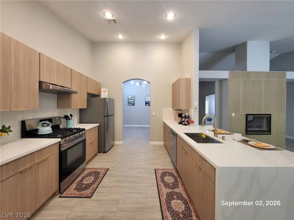 1813 Hill Canyon Lane photo 3
