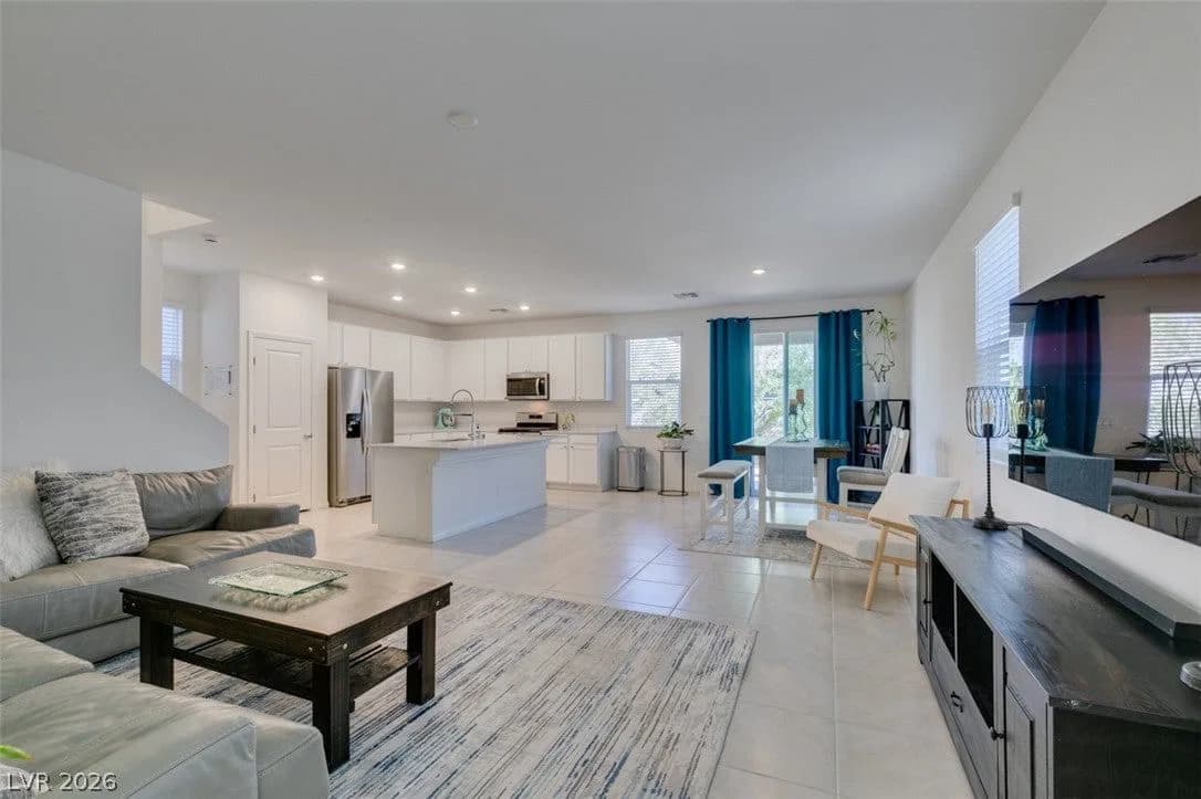 4266 Golden Fleece Avenue photo 4