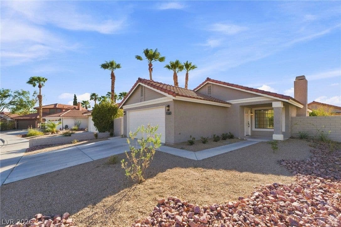 371 Cambray Street photo 2